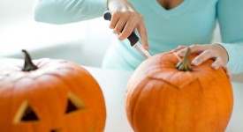 7 mosse intagliare zucca halloween foto