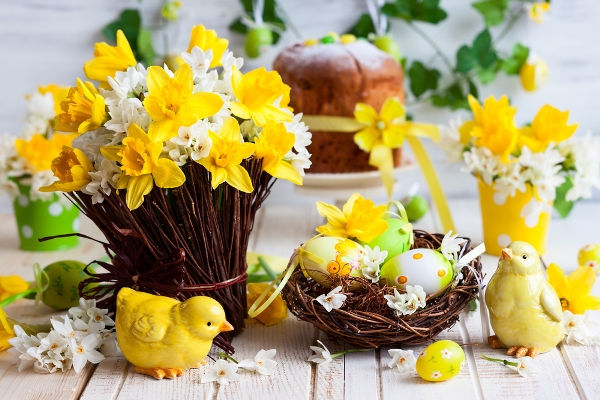 Pasqua, fiori per la tavola e la casa