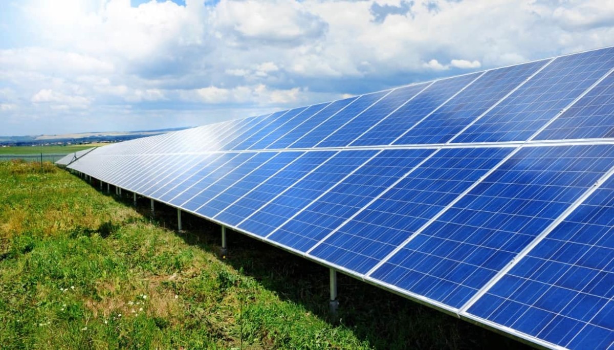 Impianto fotovoltaico: come installarlo per rendere la tua casa più green